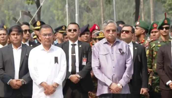 পিলখানায় নিহতদের প্রতি শ্রদ্ধা জানালেন রাষ্ট্রপতি ও প্রধানমন্ত্রী