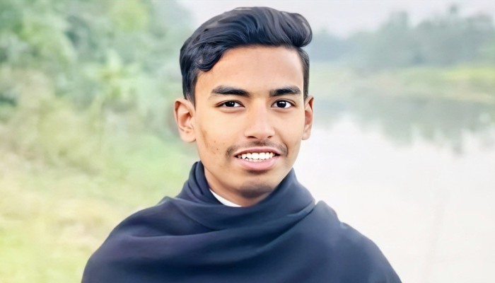 বিবিসি বাংলার কাছে এক কোটি টাকা ক্ষতিপূরণ চাইলেন মাহদী