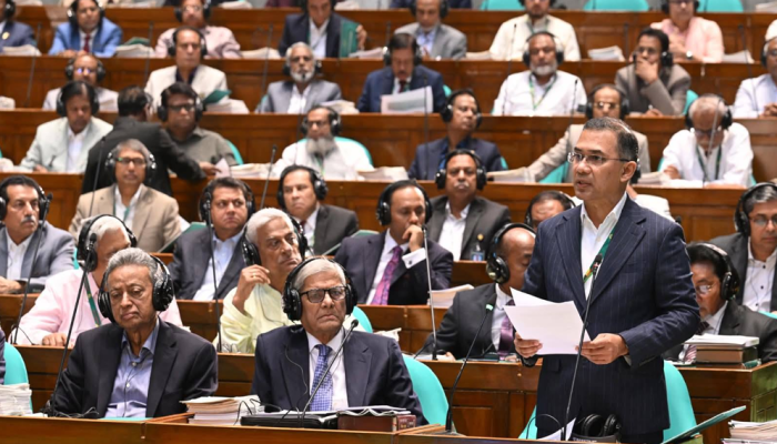 সংসদে প্রধানমন্ত্রীর সারিতে বসবেন যারা