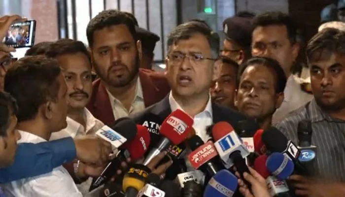 রাষ্ট্রপতির কাছে অন্তর্বর্তী সরকার শপথ নিতে পারলে এখন তাঁর ভাষণে সমস্যা কি: স্বরাষ্ট্রমন্ত্রী