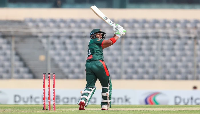 ক্যারিয়ারের ষষ্ঠ হাফ সেঞ্চুরি তুলে নিলেন তামিম