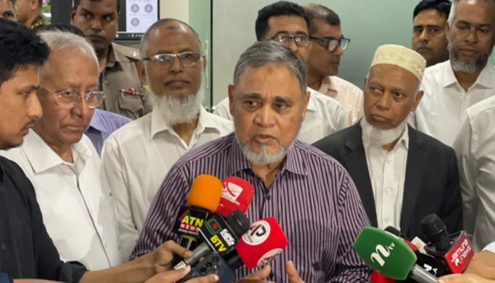 নির্বাচন শান্তিপূর্ণভাবে চলছে: সিইসি