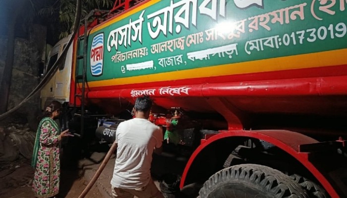 জব্দকৃত ডিজেল ‘গায়েব’: শরীয়তপুরে প্রশাসনের জিম্মায় থাকা ২২০০ লিটার তেলের হদিস নেই!