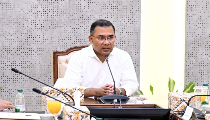 অর্থনৈতিক চ্যালেঞ্জ মোকাবিলায় ব্যবসায়ীদের সঙ্গে আবারও বৈঠক প্রধানমন্ত্রীর
