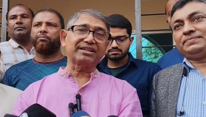 মন্ত্রণালয়ে এসি ছাড়ি না, ফ্যান ব্যবহার করি : মুক্তিযুদ্ধমন্ত্রী