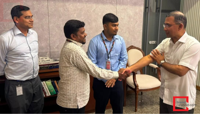 মেধাবী নাজমুলের পাশে প্রধানমন্ত্রী তারেক রহমান, সুইডেনে উচ্চশিক্ষার স্বপ্ন পূরণ